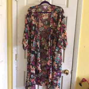 Lularoe Shirley size L